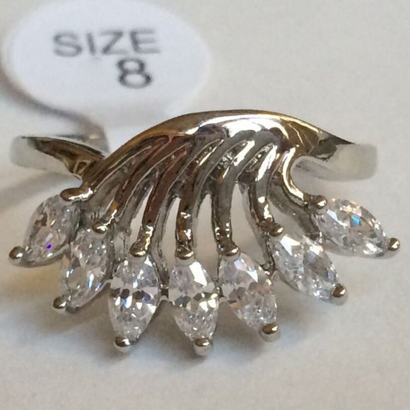 Art Deco Cocktail Ring Size 9 Vintage Cubic Zirconia Silver Rhodium Plated Crown - Picture 6 of 11